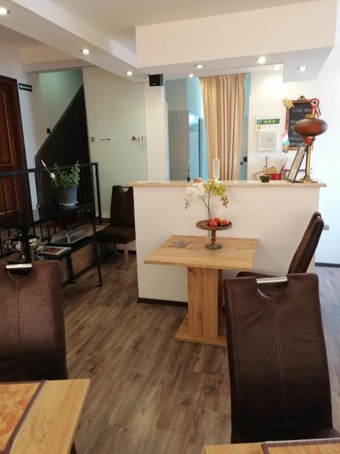 Horvath Fogado Panzio Otel Szentendre Dış mekan fotoğraf