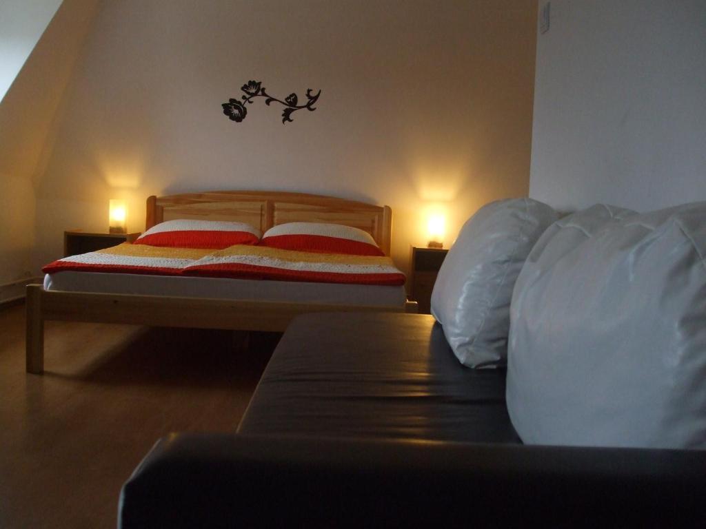 Horvath Fogado Panzio Otel Szentendre Oda fotoğraf